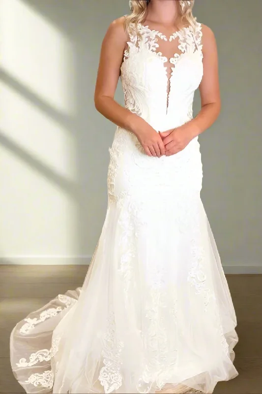 Plunging Neck Applique Mermaid Wedding Dress with Illusion Neck