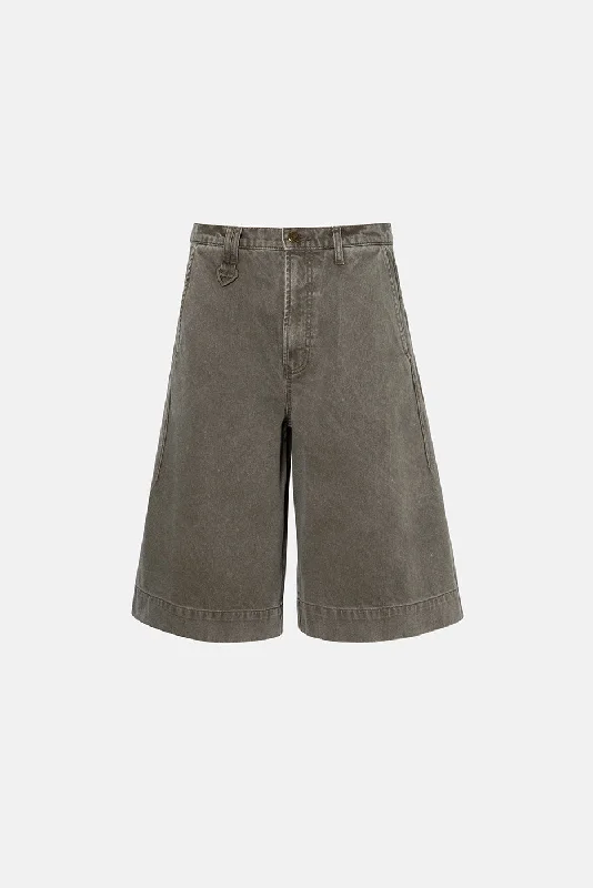 TRAPEZOID SHORT